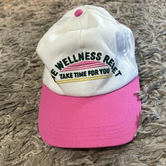 H&M Baseball Hat - Picture 5 of 9